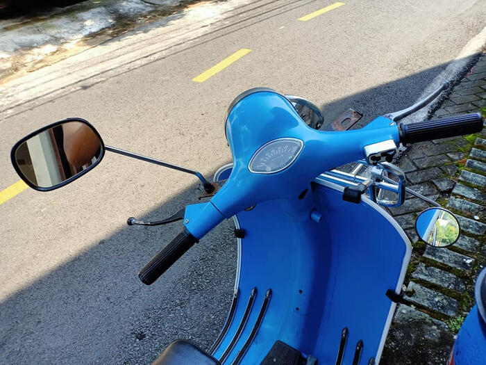 Bajaj Deluxe Restored by Guus Motorworks